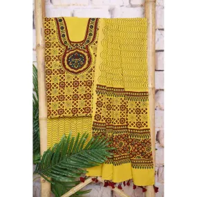 Ajrakh Neck Block Print Cotton Suit