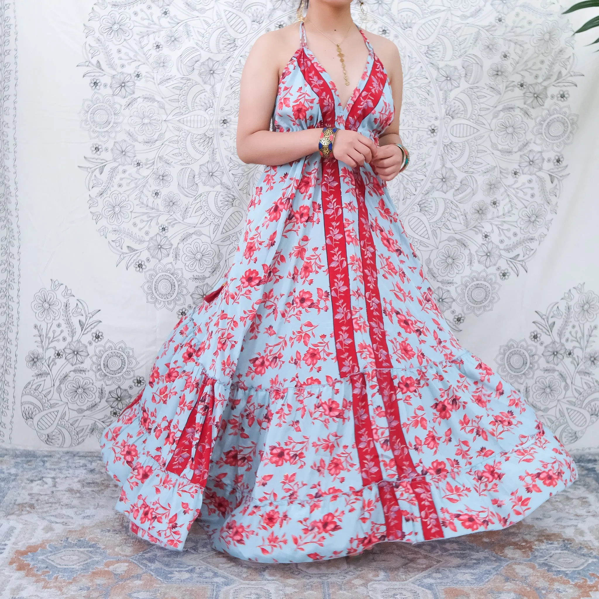 Flowy Boho Style Backless Summer Dress