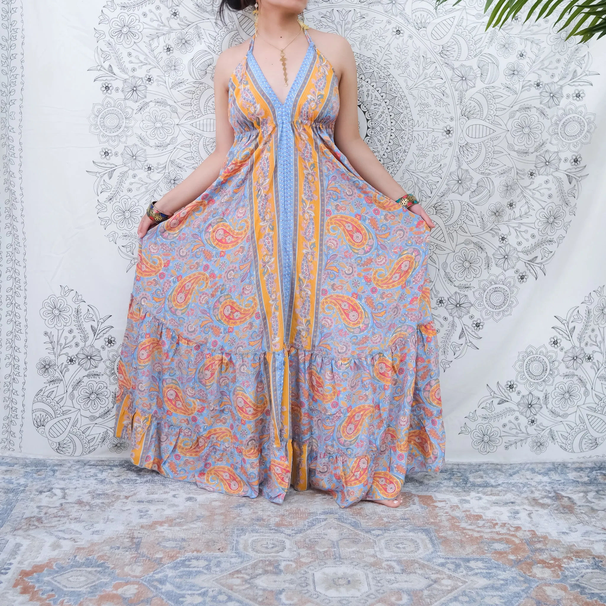 Flowy Boho Style Backless Summer Dress