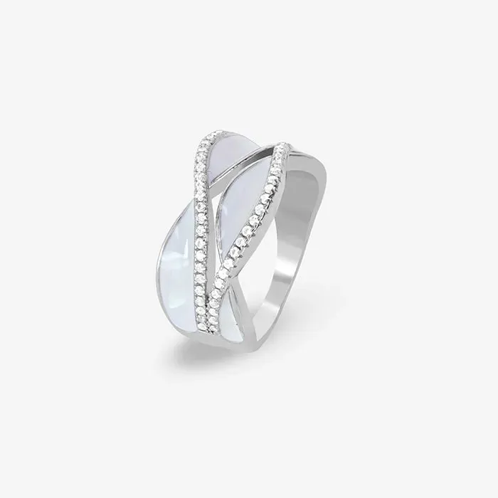 Intertwined Radiance Ring