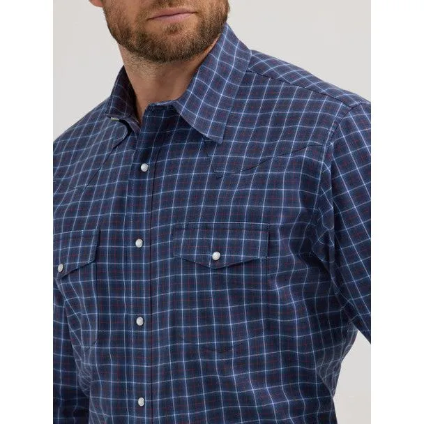 Men's Wrangler Wrinkle Resist Long Sleeve Western Snap Plaid Shirt 2355359